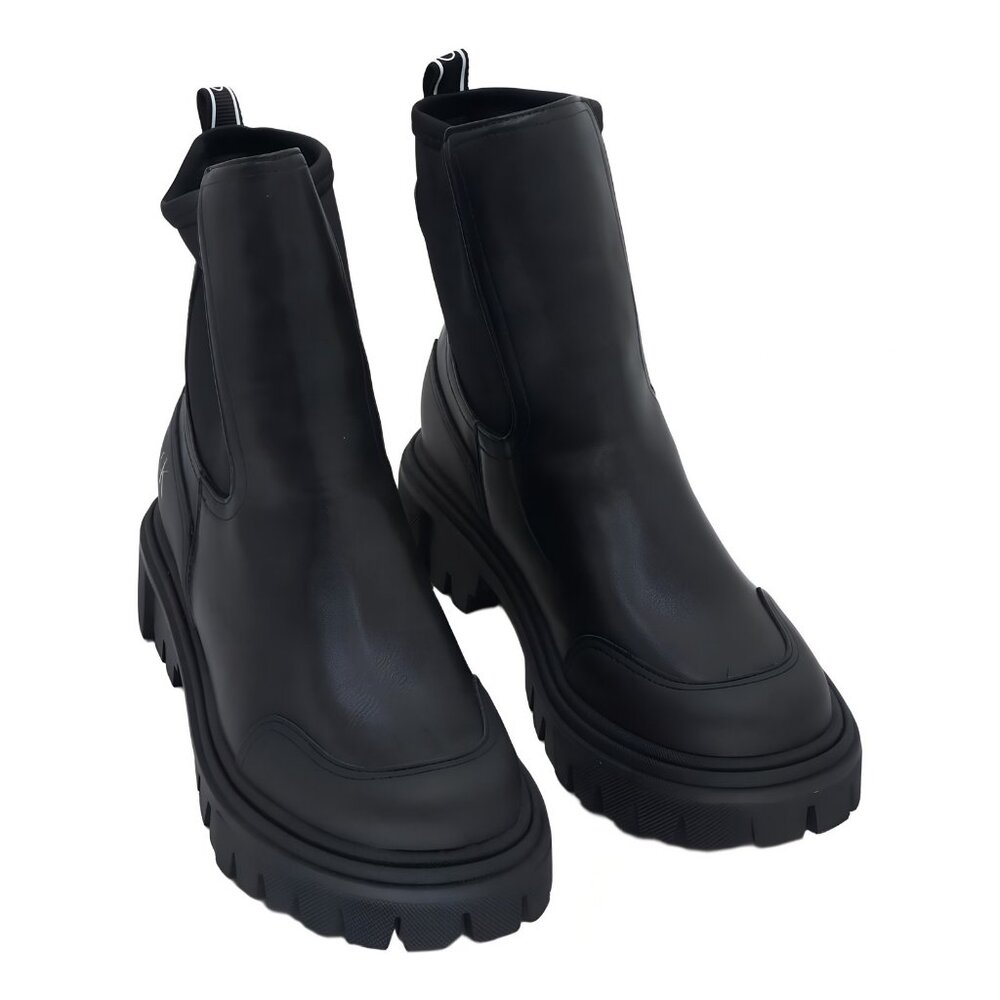 Calvin Klein Women's Remola Lug Chelsea Boot - Black 9.5M